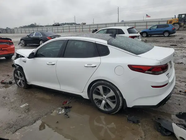 5XXGT4L36KG360880 2019 KIA OPTIMA - Image 2