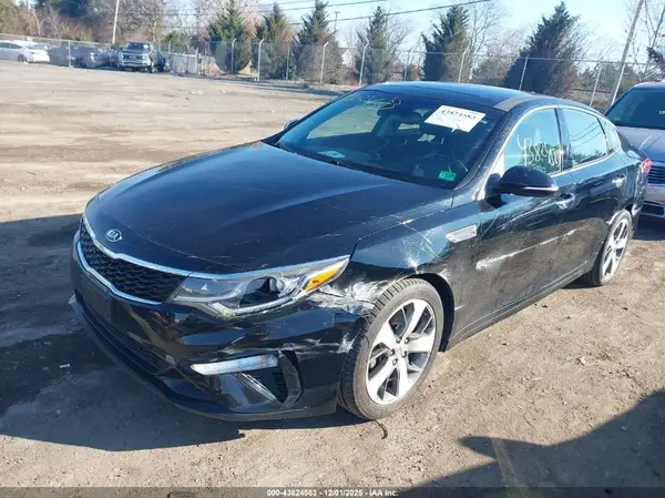 5XXGT4L36KG363018 2019 KIA OPTIMA - Image 2