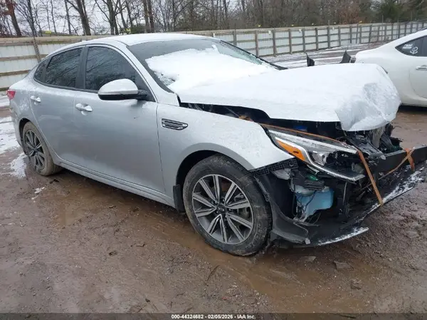 5XXGT4L36KG36398 2019 KIA OPTIMA - Image 1