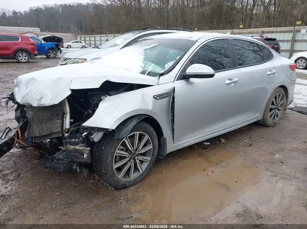 5XXGT4L36KG363987 2019 KIA OPTIMA - Image 2