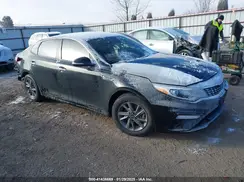 5XXGT4L36KG365240 2019 KIA OPTIMA