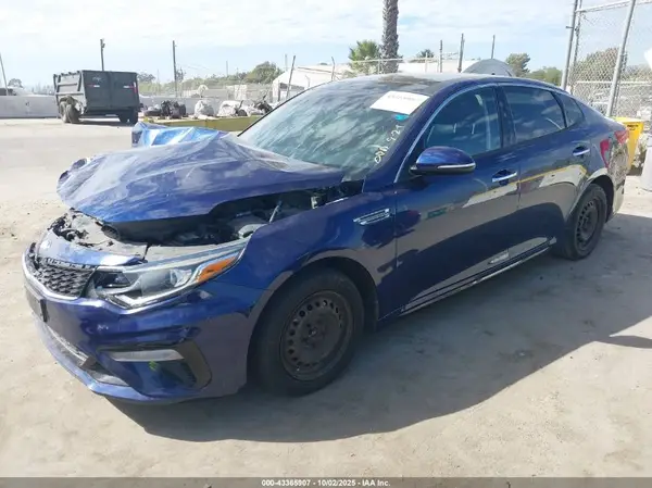 5XXGT4L36KG368672 2019 KIA OPTIMA - Image 2