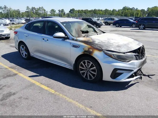 5XXGT4L36KG369384 2019 KIA OPTIMA - Image 1