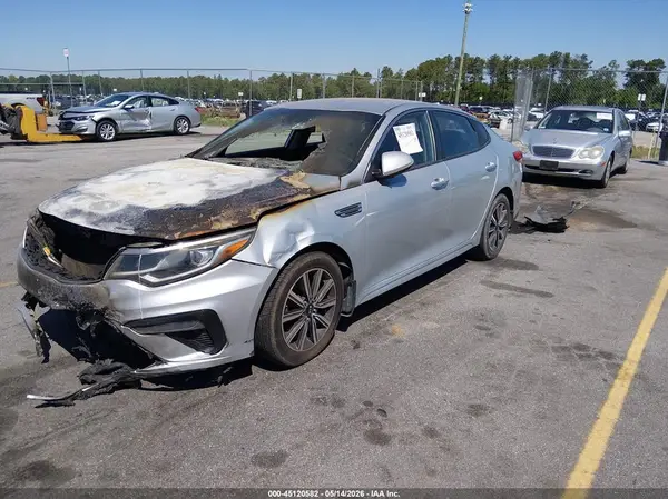5XXGT4L36KG369384 2019 KIA OPTIMA - Image 2