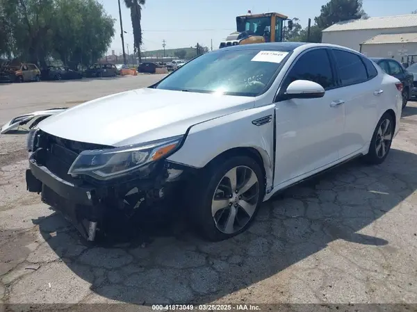 5XXGT4L36KG369501 2019 KIA OPTIMA - Image 2