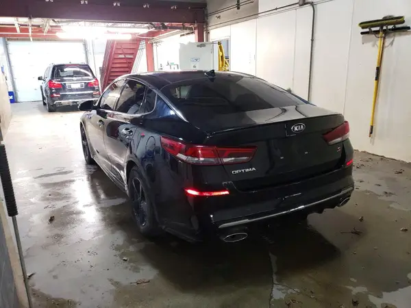5XXGT4L36KG369868 2019 KIA OPTIMA - Image 2