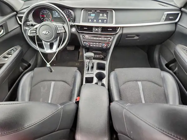 5XXGT4L36KG370082 2019 KIA OPTIMA - Image 8