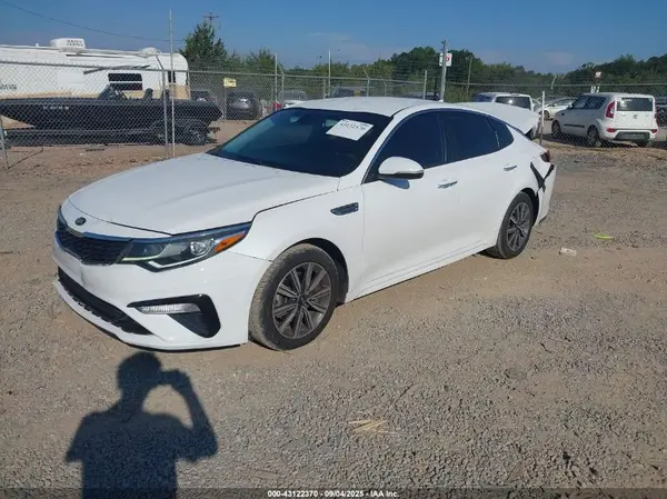 5XXGT4L36KG374939 2019 KIA OPTIMA - Image 2