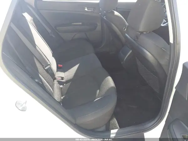 5XXGT4L36KG374939 2019 KIA OPTIMA - Image 8