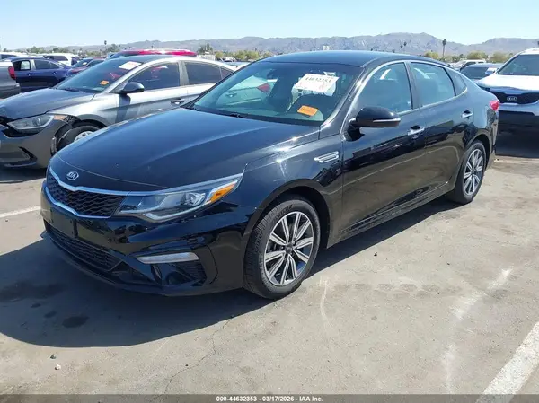 5XXGT4L36KG375654 2019 KIA OPTIMA - Image 2