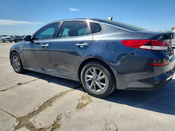 5XXGT4L36KG375850 2019 KIA OPTIMA - Image 2