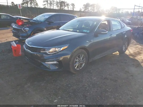 5XXGT4L36KG376271 2019 KIA OPTIMA - Image 2