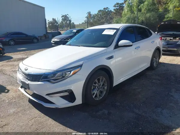 5XXGT4L36KG376349 2019 KIA OPTIMA - Image 2