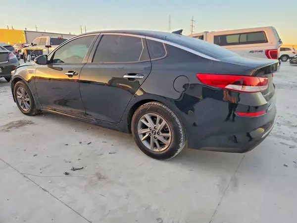 5XXGT4L36KG377596 2019 KIA OPTIMA - Image 2