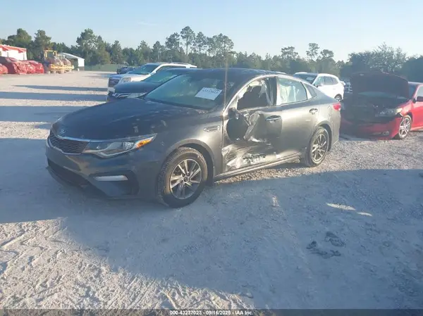 5XXGT4L36KG378408 2019 KIA OPTIMA - Image 2