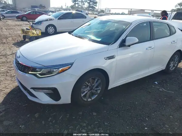 5XXGT4L36KG379820 2019 KIA OPTIMA - Image 2