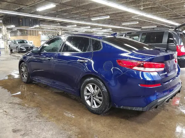 5XXGT4L36LG380404 2020 KIA OPTIMA - Image 2