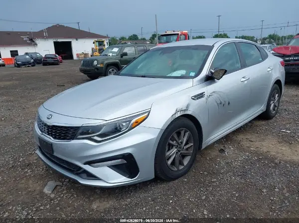 5XXGT4L36LG380659 2020 KIA OPTIMA - Image 2