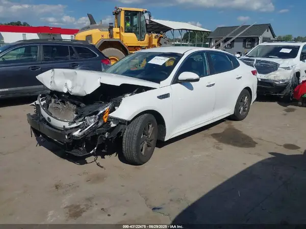 5XXGT4L36LG382802 2020 KIA OPTIMA - Image 2