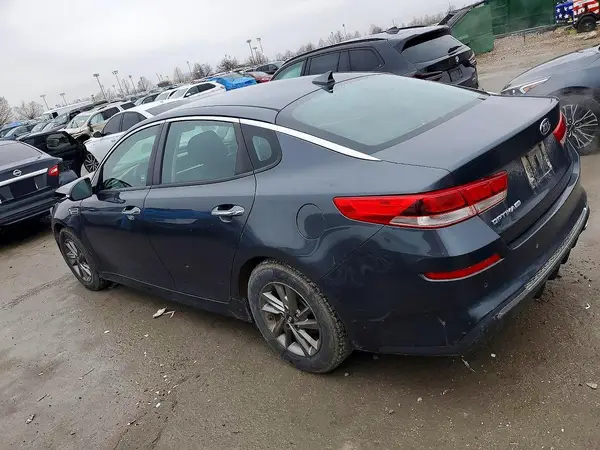 5XXGT4L36LG385229 2020 KIA OPTIMA - Image 2