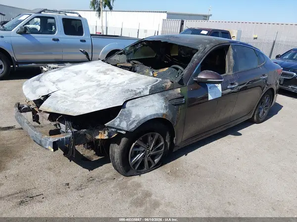 5XXGT4L36LG387692 2020 KIA OPTIMA - Image 2