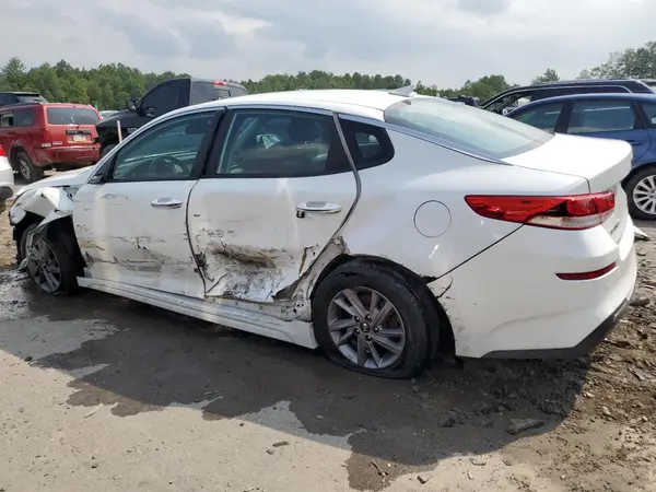 5XXGT4L36LG388180 2020 KIA OPTIMA - Image 2