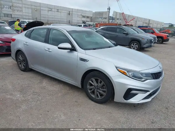 5XXGT4L36LG389815 2020 KIA OPTIMA - Image 1