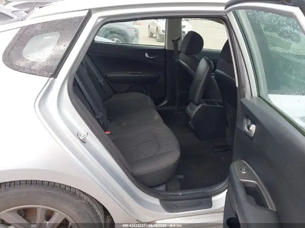 5XXGT4L36LG389815 2020 KIA OPTIMA - Image 8