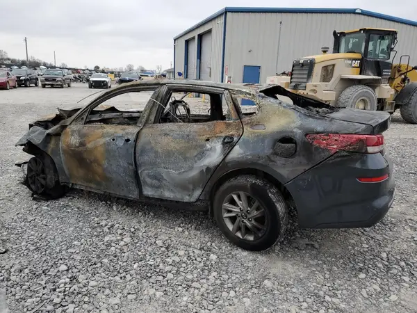 5XXGT4L36LG390267 2020 KIA OPTIMA - Image 2