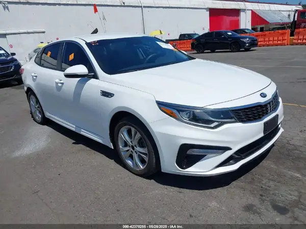 5XXGT4L36LG390639 2020 KIA OPTIMA - Image 1