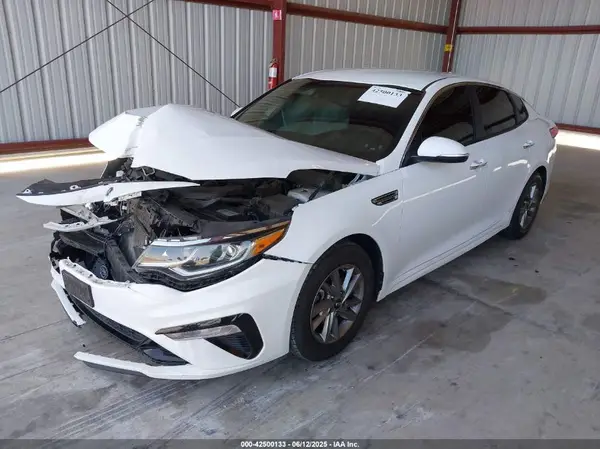 5XXGT4L36LG391872 2020 KIA OPTIMA - Image 2