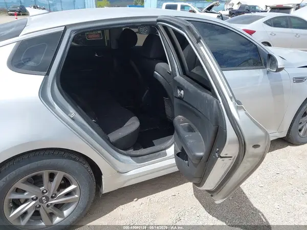 5XXGT4L36LG393525 2020 KIA OPTIMA - Image 8