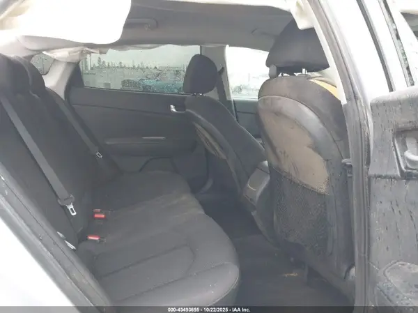 5XXGT4L36LG394058 2020 KIA OPTIMA - Image 8