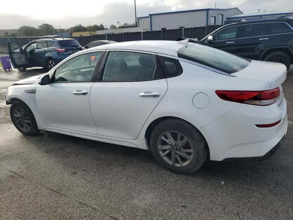 5XXGT4L36LG394304 2020 KIA OPTIMA - Image 2