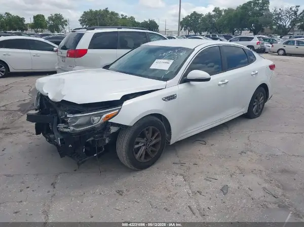 5XXGT4L36LG394433 2020 KIA OPTIMA - Image 2