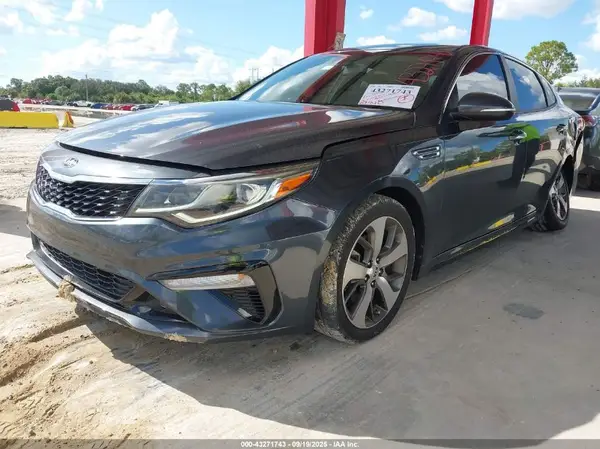 5XXGT4L36LG395386 2020 KIA OPTIMA - Image 2
