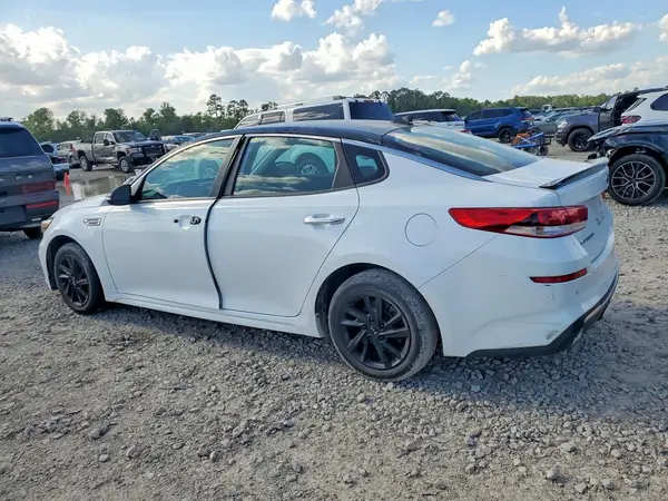 5XXGT4L36LG398966 2020 KIA OPTIMA - Image 2