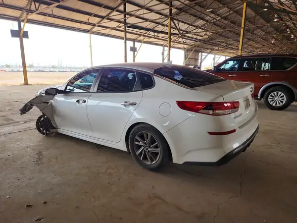 5XXGT4L36LG399518 2020 KIA OPTIMA - Image 2
