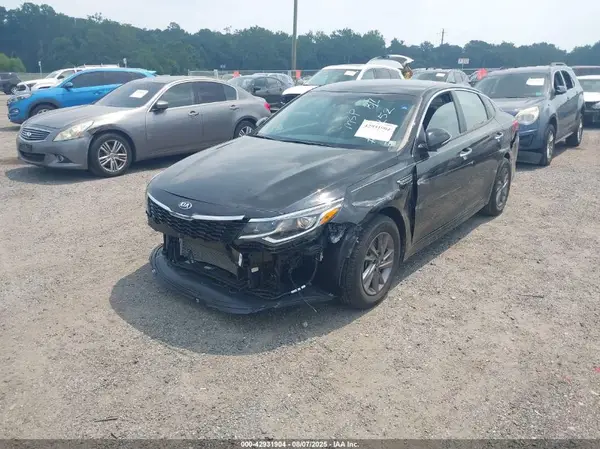 5XXGT4L36LG401252 2020 KIA OPTIMA - Image 2