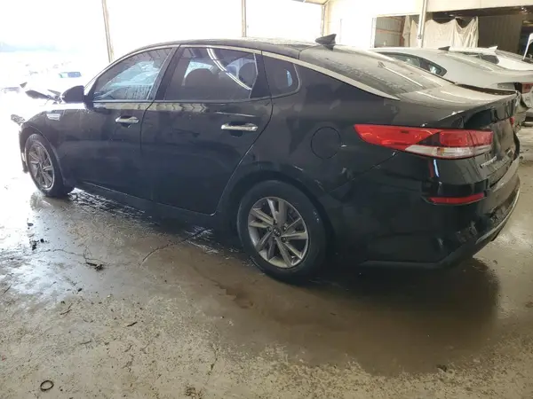5XXGT4L36LG401686 2020 KIA OPTIMA - Image 2