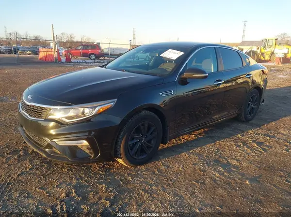 5XXGT4L36LG404202 2020 KIA OPTIMA - Image 2