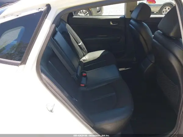 5XXGT4L36LG404605 2020 KIA OPTIMA - Image 8