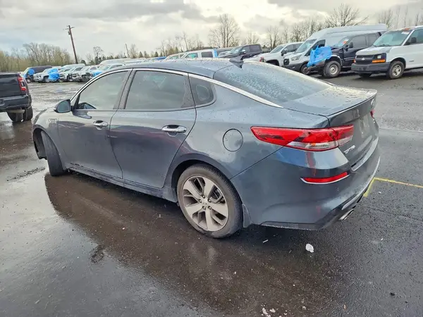 5XXGT4L36LG405916 2020 KIA OPTIMA - Image 2