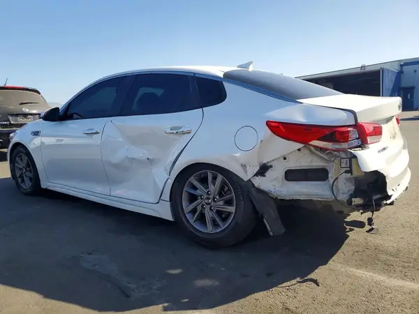 5XXGT4L36LG409299 2020 KIA OPTIMA - Image 2
