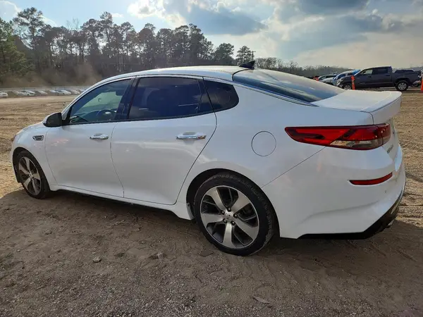 5XXGT4L36LG413093 2020 KIA OPTIMA - Image 2
