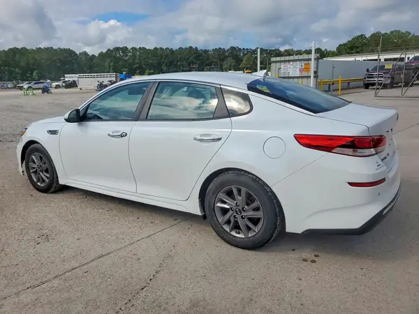 5XXGT4L36LG415782 2020 KIA OPTIMA - Image 2