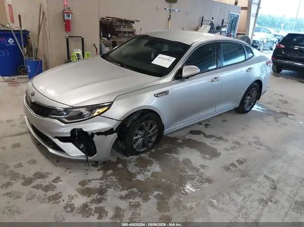 5XXGT4L36LG416124 2020 KIA OPTIMA - Image 2