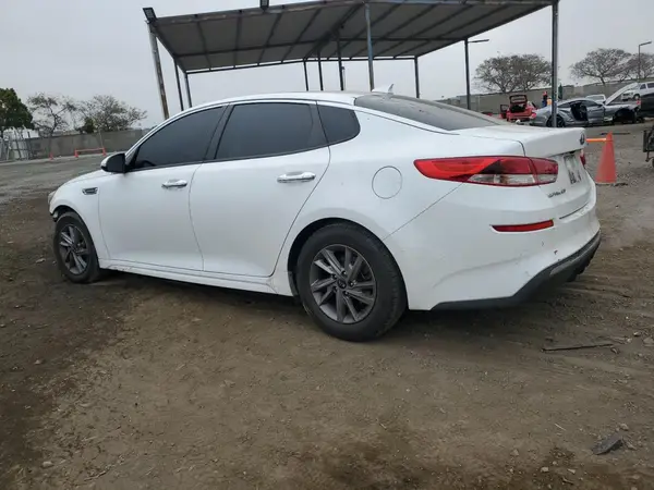 5XXGT4L36LG416348 2020 KIA OPTIMA - Image 2