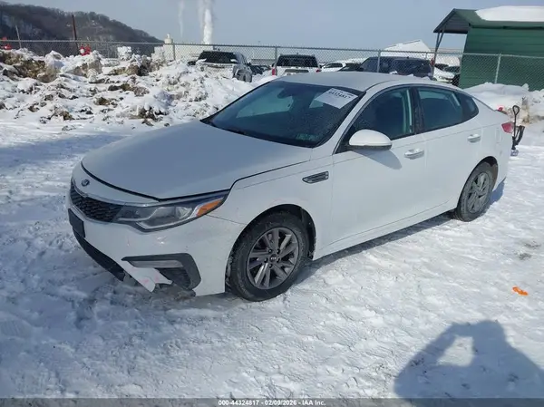 5XXGT4L36LG416754 2020 KIA OPTIMA - Image 2