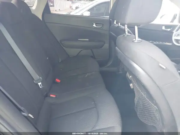 5XXGT4L36LG418391 2020 KIA OPTIMA - Image 8